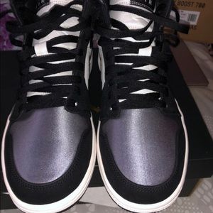 NEW * air Jordan 1 “ Satin smoke grey “